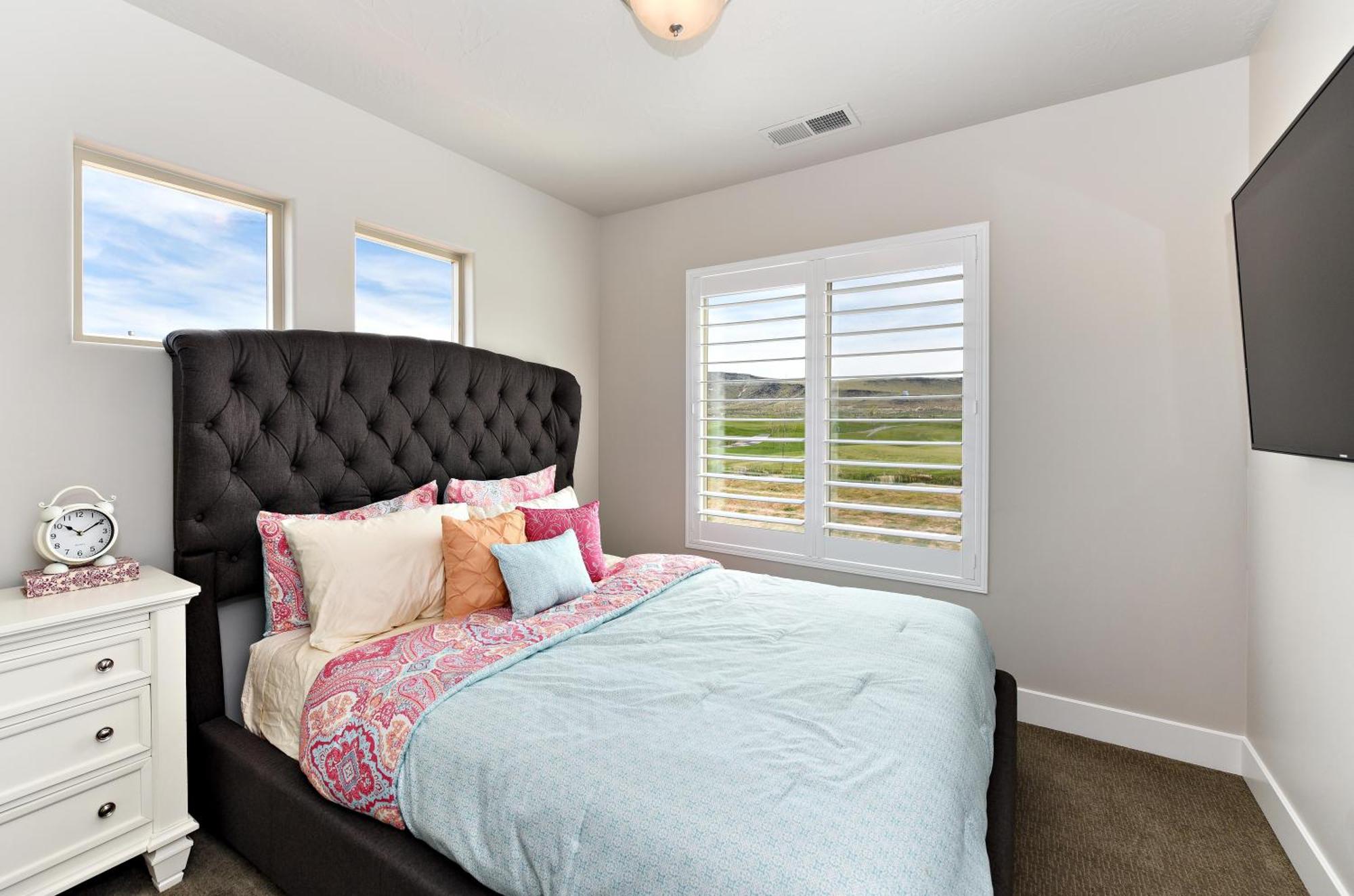 The View At The Escapes Villa St. George Exterior foto